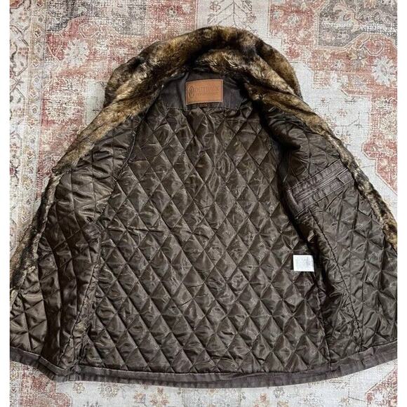 Outback Trading Company Fire Tail Vest Womens Size L Faux Fur - Picture 2 of 10